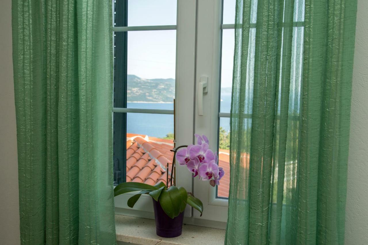 Apartments Tinka Брсеч Экстерьер фото